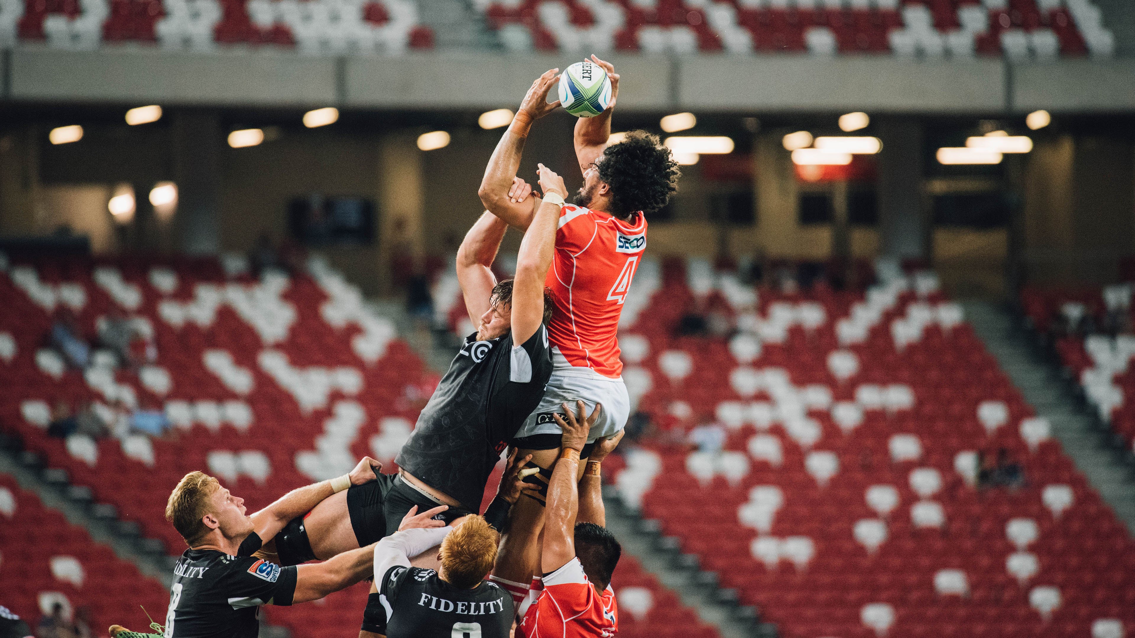 帕特森展现了卓越的战术适应能力，带领袋鼠队战胜强敌，《帕特森》